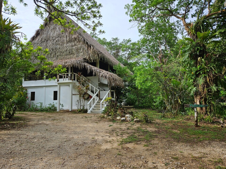 creekside oasis